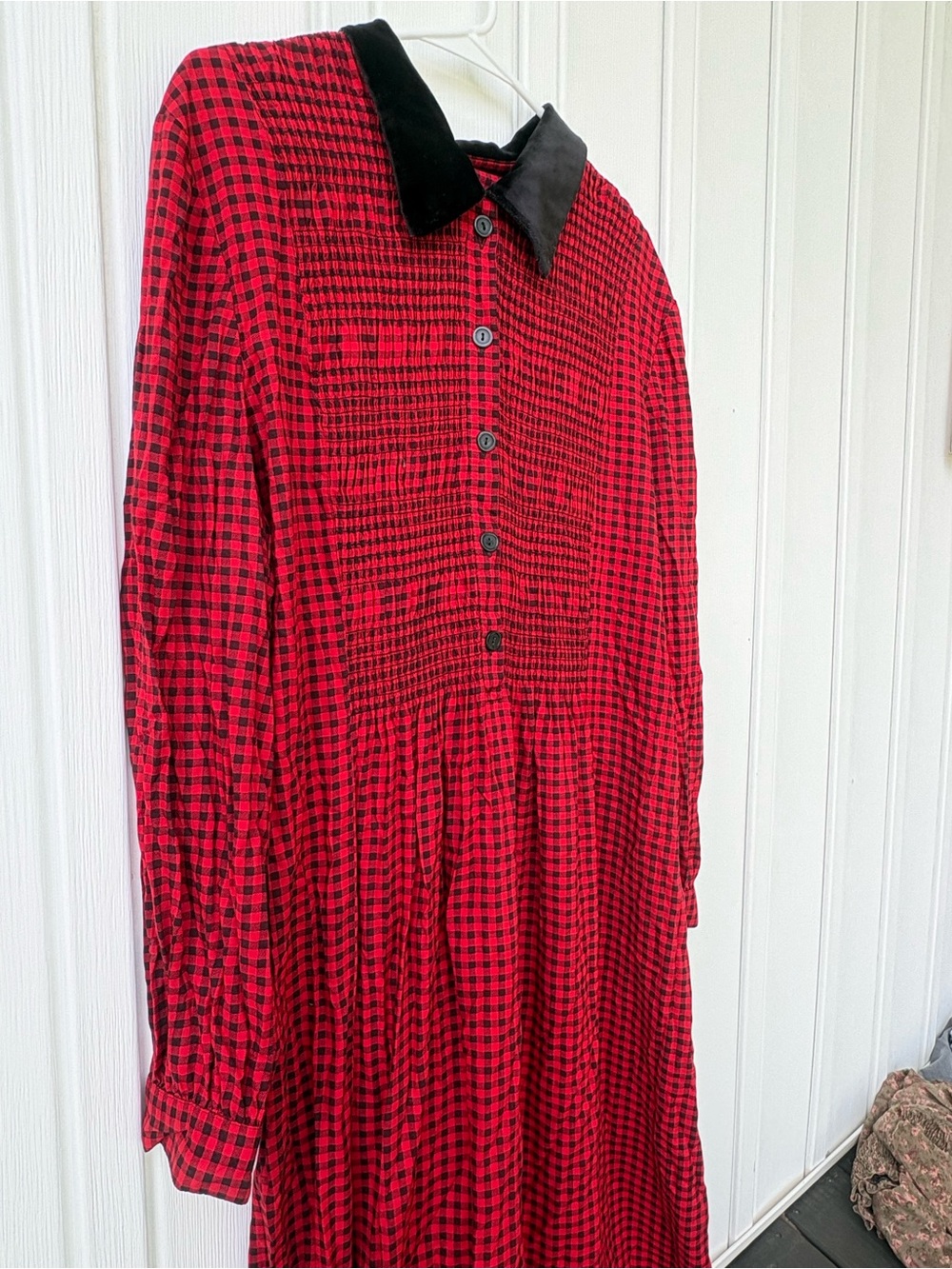 Red and Black Buffalo Plaid Long Dress with Black Collar. Vintage Kathie Lee. - Picture 7 of 11